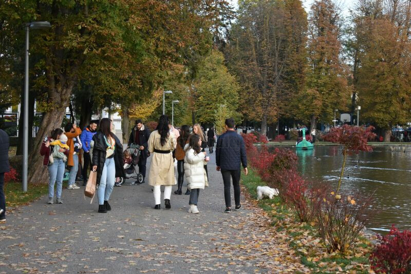 Vremea se răcește la Cluj-Napoca. Se întorc temperaturile negative.