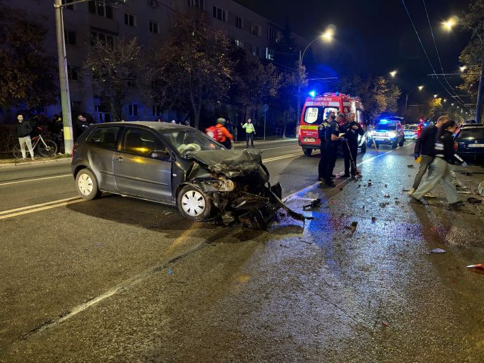 Cum s-a produs accidentul mortal de pe Bulevardul Nicolae Titulescu? O femeie a murit și un bărbat a ajuns în stare gravă la spital.