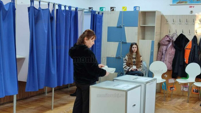 Alegeri parlamentare. Peste 2 milioane de români au votat până la ora 11:00. Care este situația la Cluj?