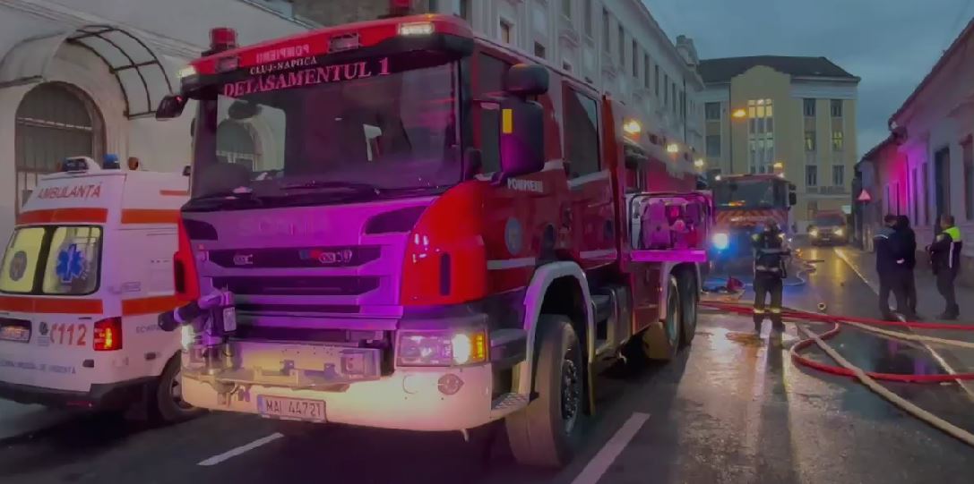 Bărbat găsit carbonizat în urma unui incendiu de locuință în Cluj-Napoca