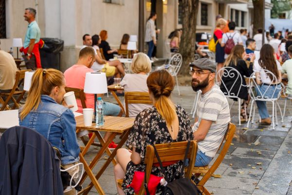 Polonia și România, codașele Europei la înnoptările turiștilor străini în primele luni din 2025