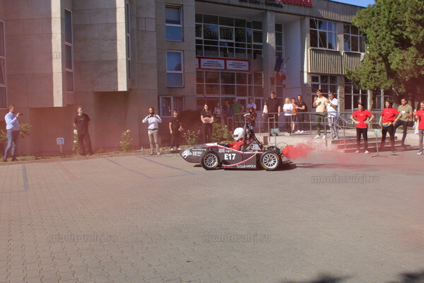 Mașina electrică UTCN: Din Cluj merge direct pe un circuit de Formula 1. Imagini spectaculoase de la test drive FOTO/VIDEO