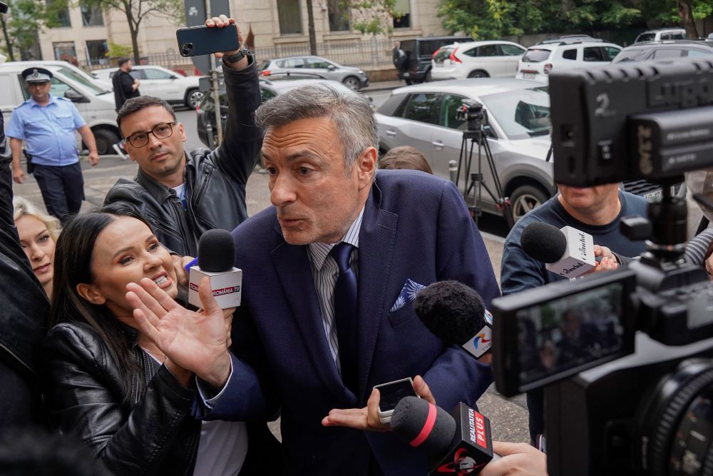 Fostul prim-adjunct SRI Florian Coldea a fost trimis în judecată de DNA
