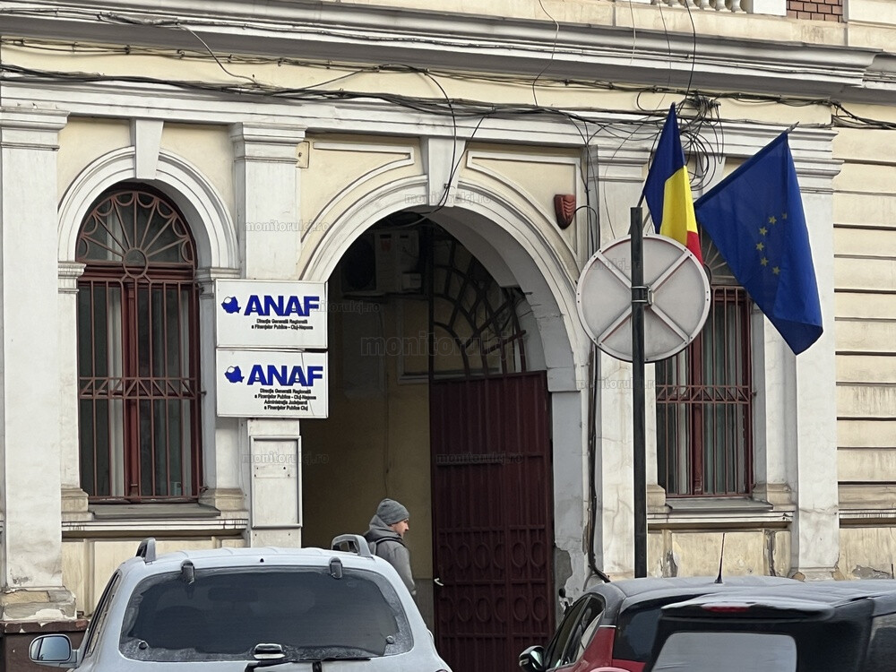 A patra zi de proteste la ANAF Cluj. Zeci de angajați participă