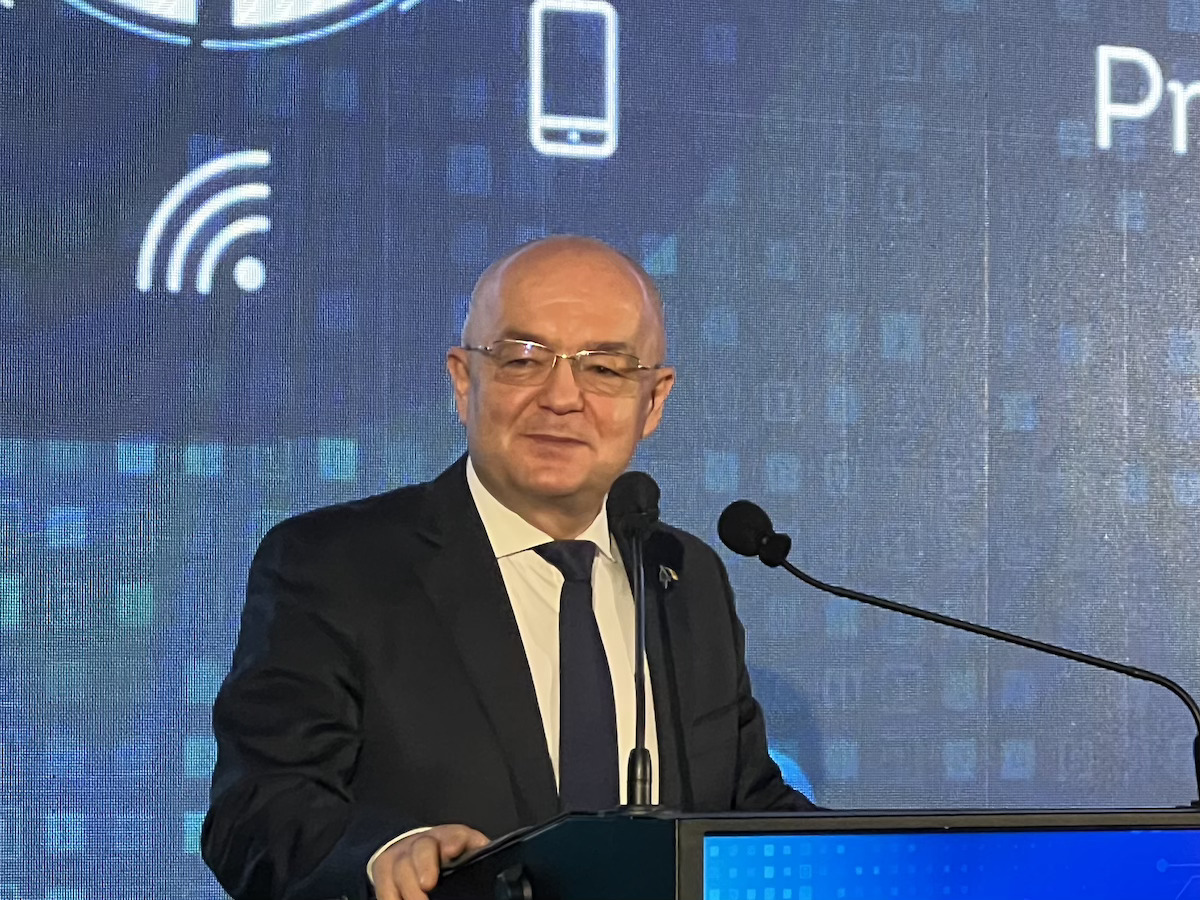 Emil Boc sugerează ieftinirea prețului energiei: „Cetățenii de rând plătesc facturi uriașe”