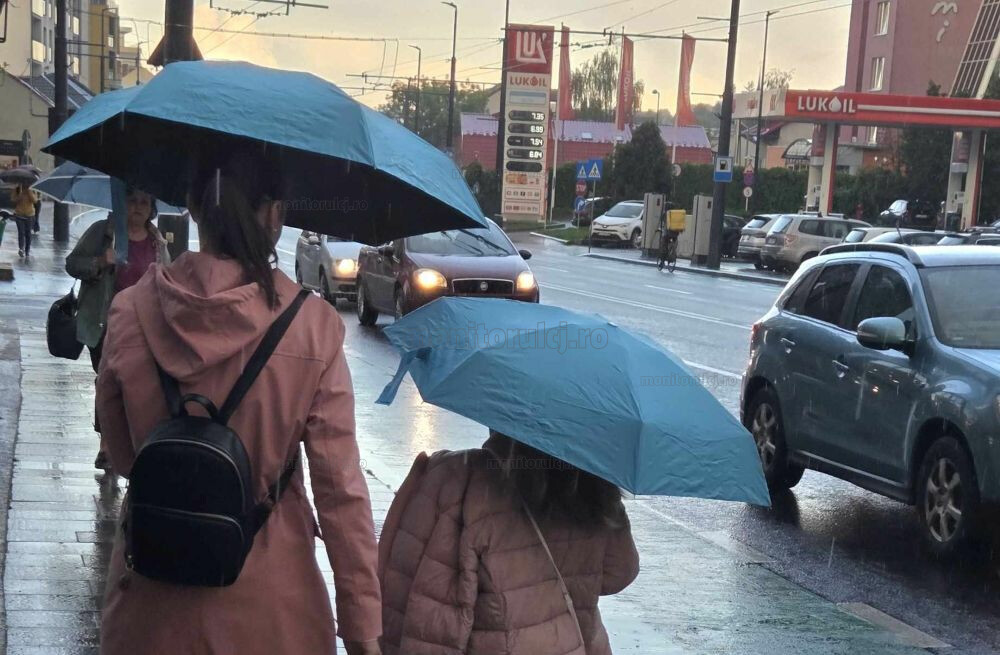 Început de săptămână cu precipitații la Cluj. Cum va fi vremea astăzi, 10 noiembrie?