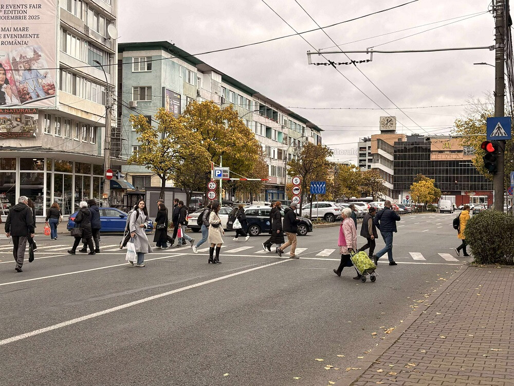 Cartierele unde femeile nu se simt în siguranță. Frica e mare în Piața Gării, Mărăști, Mihai Viteazu