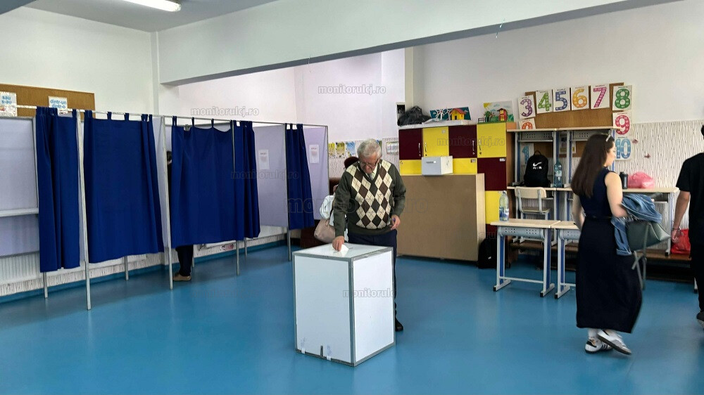 Tinerii – AUR, bătrânii – PSD. Generația care întoarce politica pe dos.