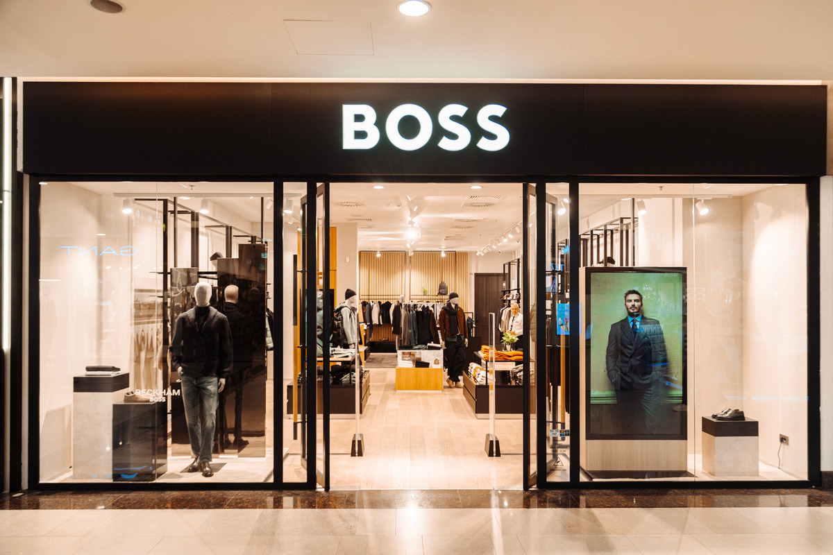 HUGO BOSS a deschis primul magazin din Cluj, în Iulius Mall (P)