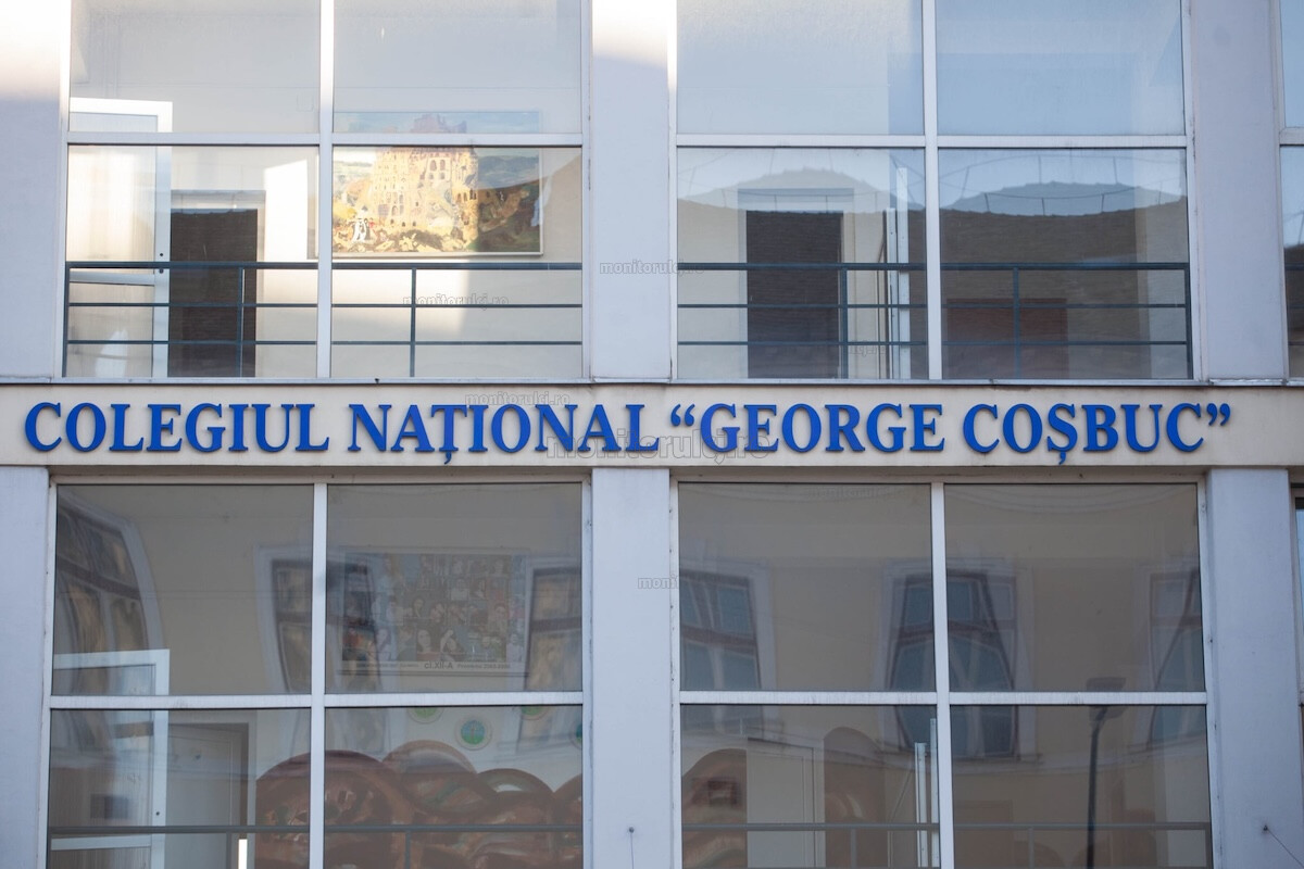 Criză de nervi a unui elev de 9 ani de la Liceul „George Coșbuc” Cluj-Napoca. A lovit directoarea, a mușcat psihologul și și-a agresat mama. Director: „Un asemenea gest de furie nu a mai fost întâlnit”