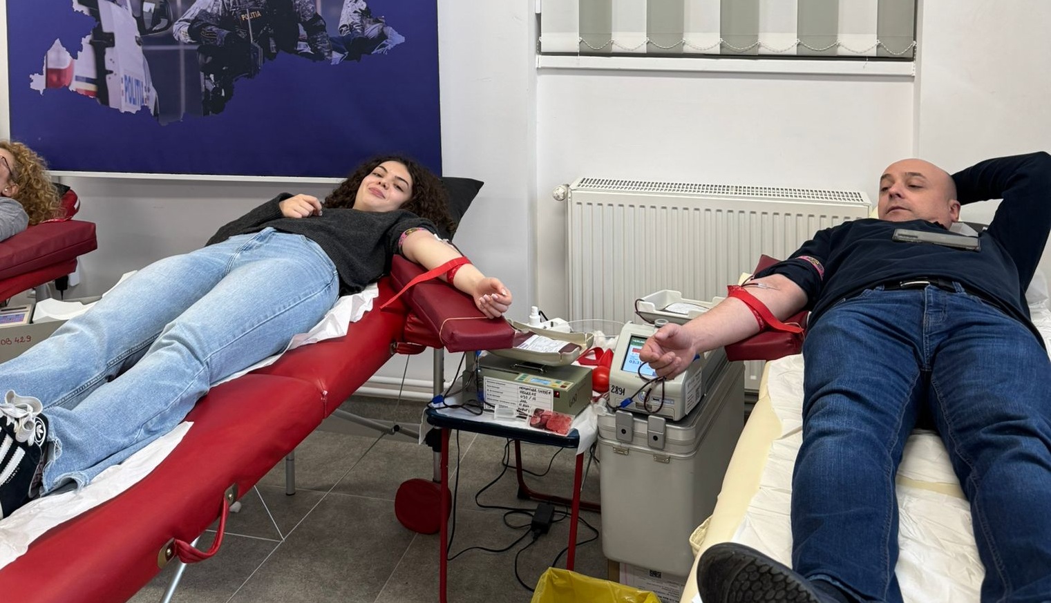 Gest de suflet la IPJ Maramureș. Zeci de polițiști au donat sânge pentru cei în nevoie