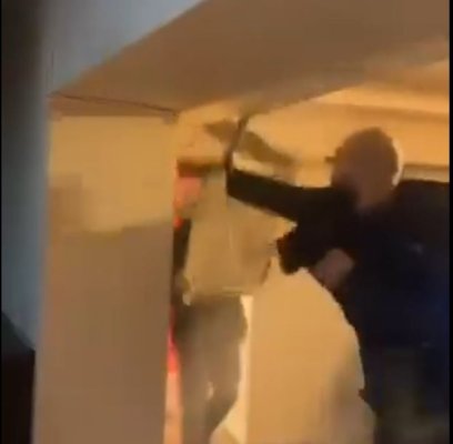Imagini scandaloase cu fanii Feyenoord care devastează un apartament din București după meciul cu FCSB! Video